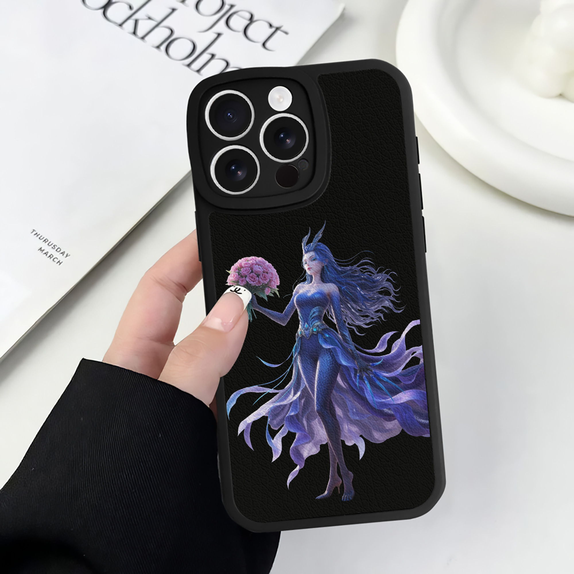 （画像用） Ne Zha 2 ナタ 魔童の大暴れ 【iPhone 16シリーズ対応】シリコンスマホケース（レザー調） 材質：シリコン